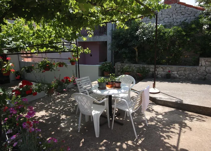With A Parking Space Losinj, Losinj - 8039 דירה מאלי לוסיניי